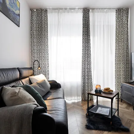 Elite Chlebova Premium Apartament *